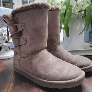 Arizona Women's Steller Flat Heel Boots Size 9